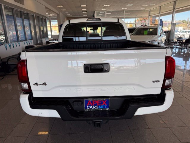 Used 2021 Toyota Tacoma SR AWD/4WD image 5