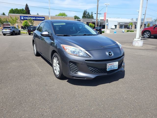 Used 2013 MAZDA MAZDA3 i Touring FWD image 2