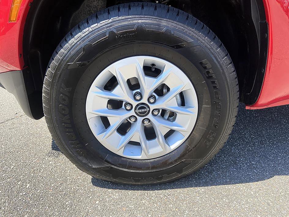 Certified 2025 Nissan Frontier S image 8