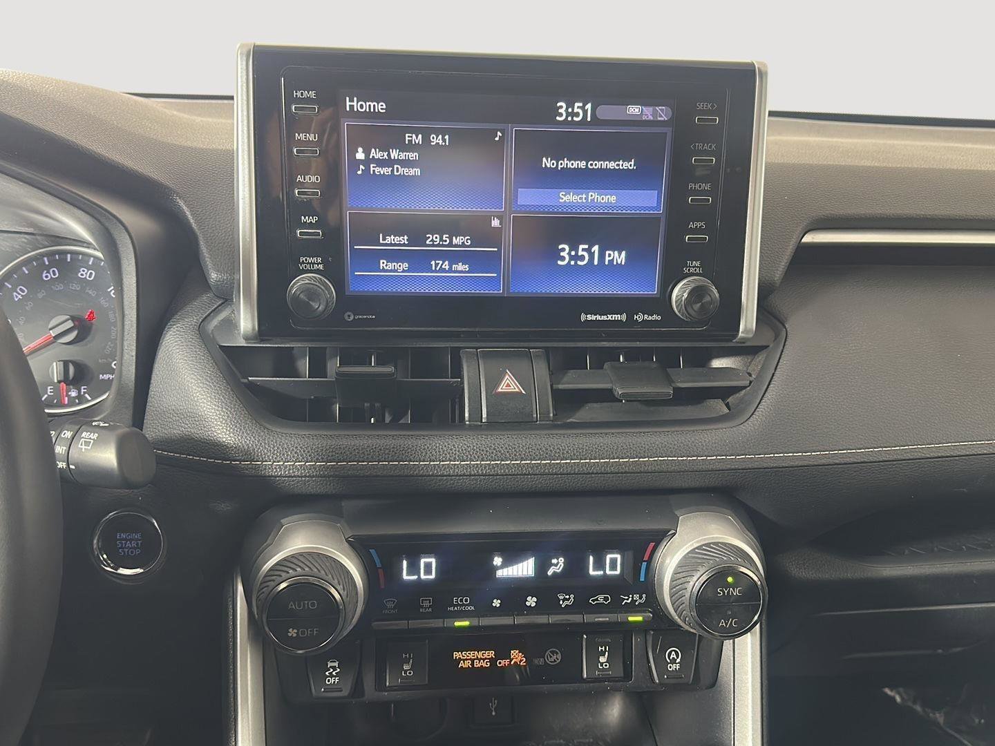 Used 2020 Toyota RAV4 XLE w/ Convenience Package image 13