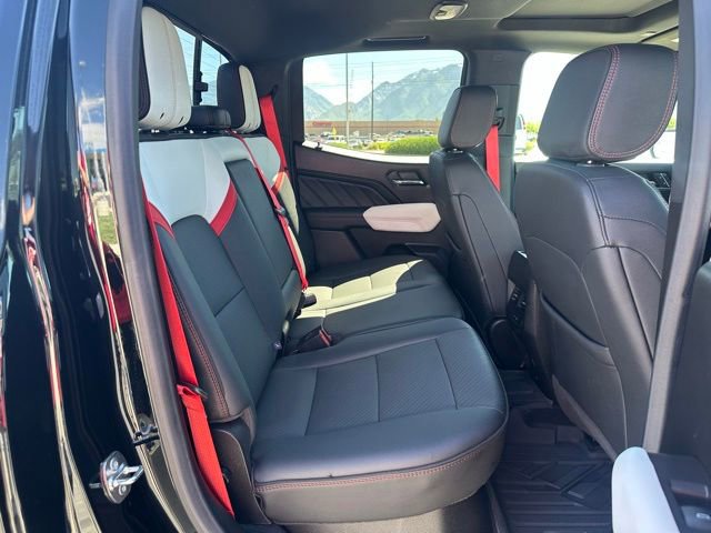 Certified 2025 GMC Canyon AT4 w/ AT4X Package AWD/4WD image 15