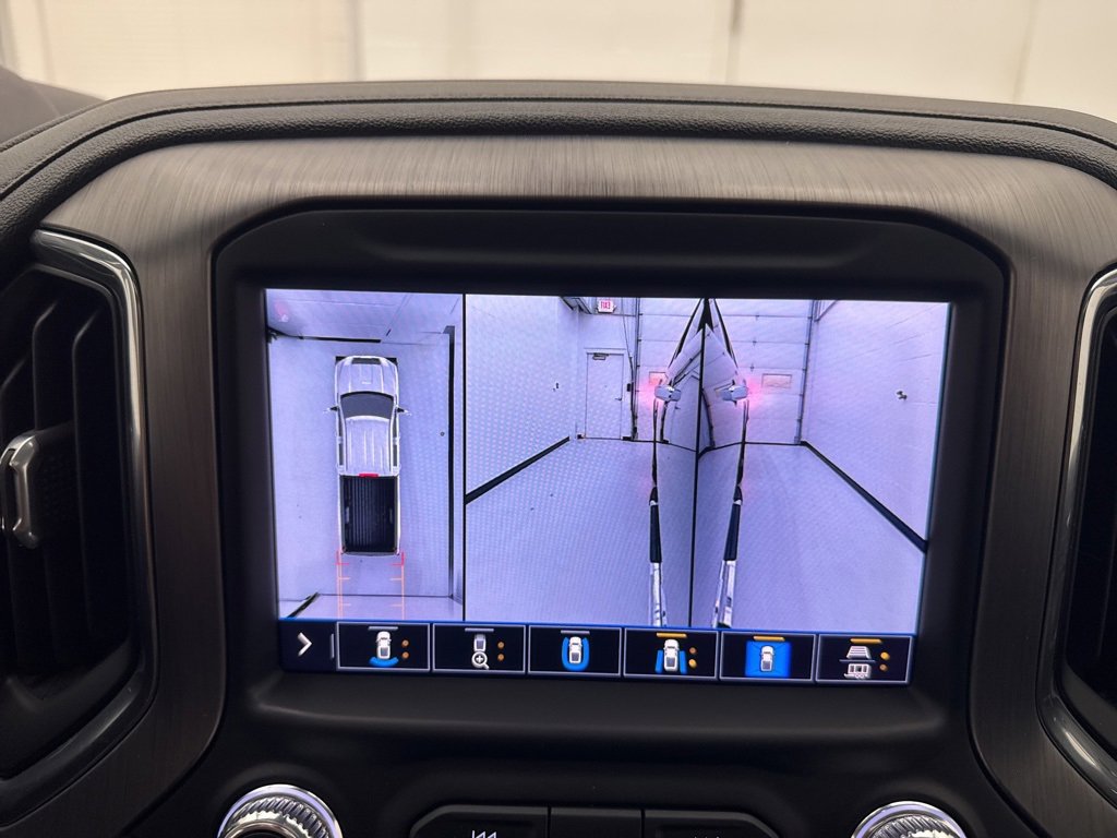 Used 2020 GMC Sierra 3500 Denali w/ Denali Ultimate Package image 38