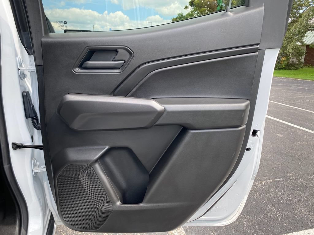 Used 2025 Chevrolet Colorado W/T RWD image 13