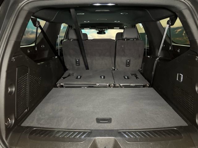 Used 2024 Chevrolet Suburban LT AWD/4WD image 60