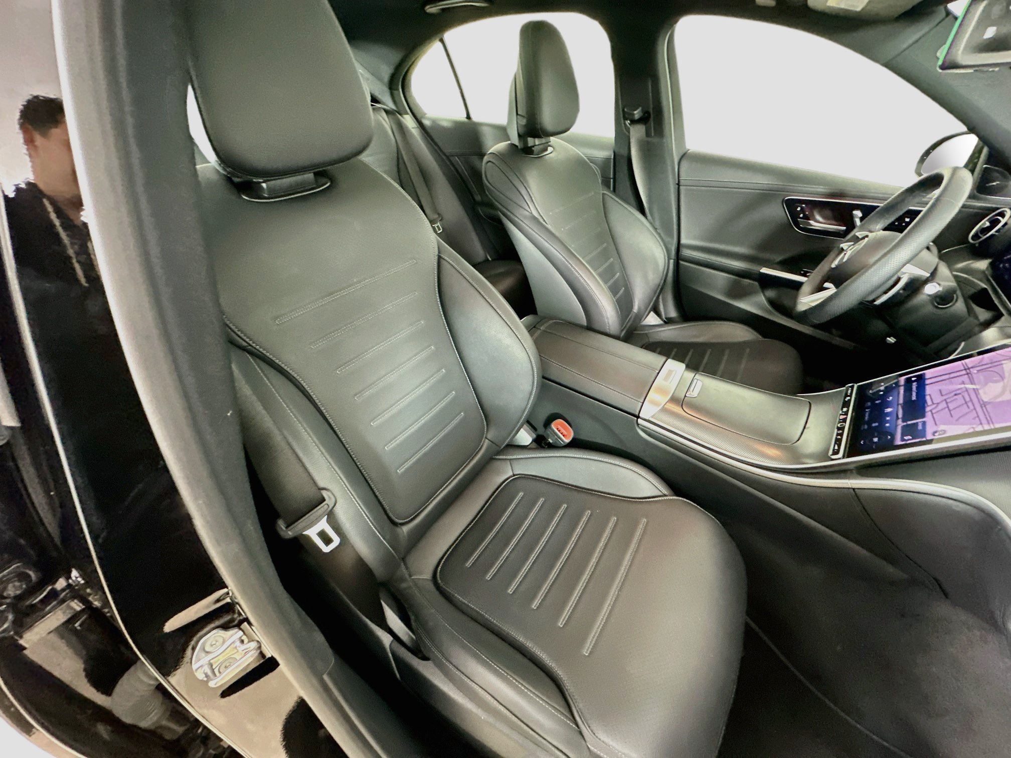Certified 2024 Mercedes-Benz C 300 4MATIC Sedan image 35
