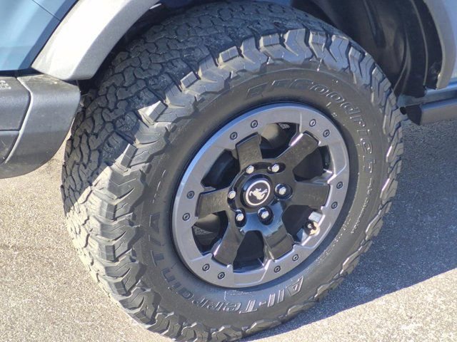 Used 2022 Ford Bronco Badlands image 7