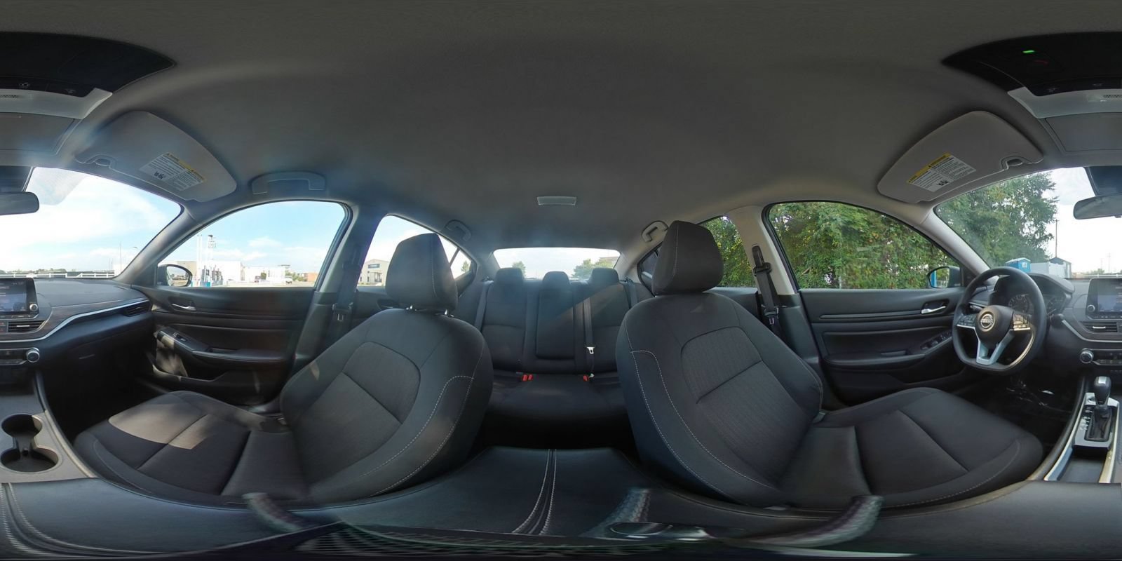 Used 2025 Nissan Altima 2.5 SV FWD image 42