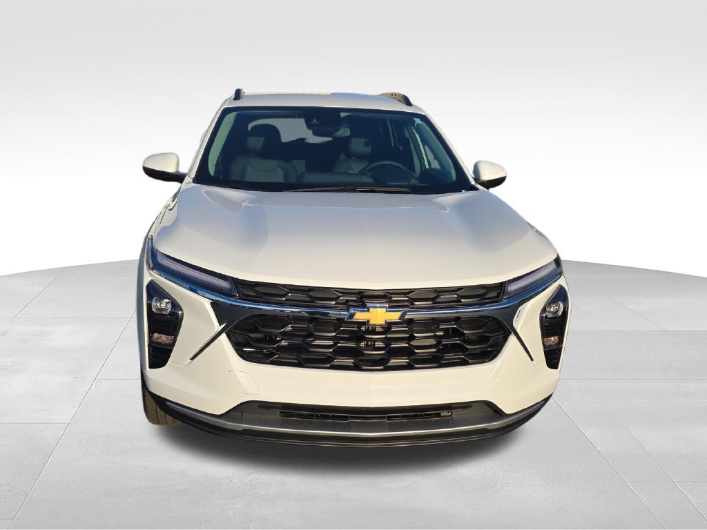 New 2026 Chevrolet Trax LT w/ LT Convenience Package FWD image 8