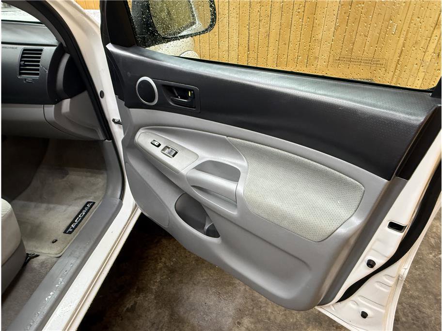 Used 2010 Toyota Tacoma 4x4 Double Cab image 21