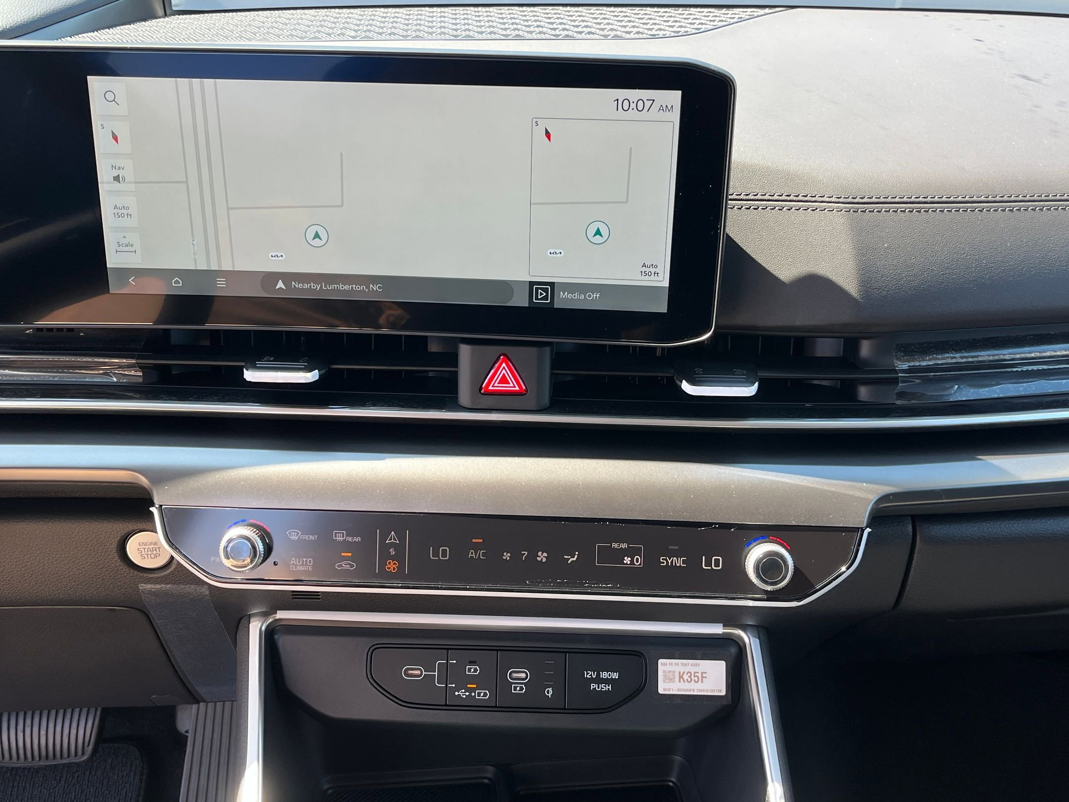 New 2026 Kia Carnival SX w/ SX Dark Edition Package image 28