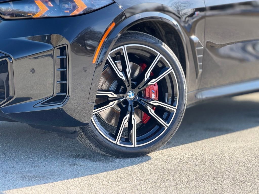 New 2026 BMW X5 M60i image 2