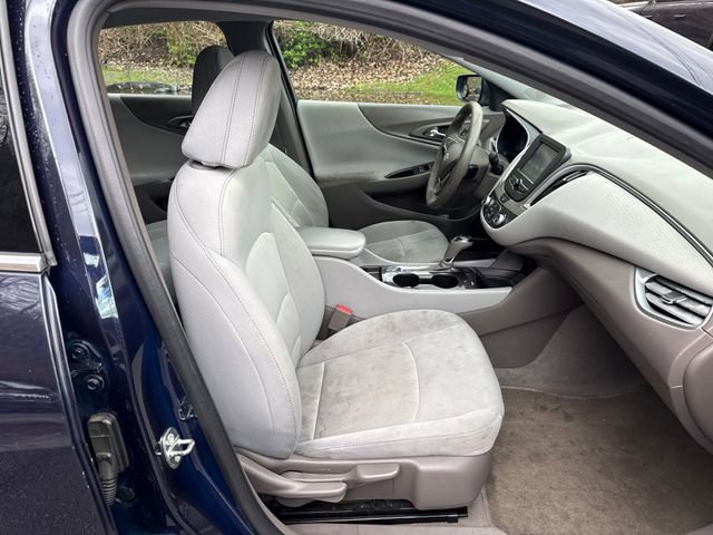 Used 2017 Chevrolet Malibu LS image 11