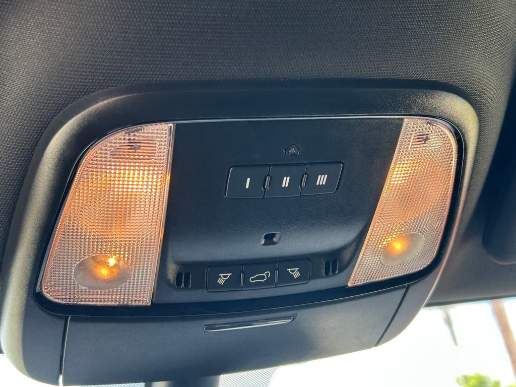 Used 2025 Dodge Durango GT AWD/4WD image 20