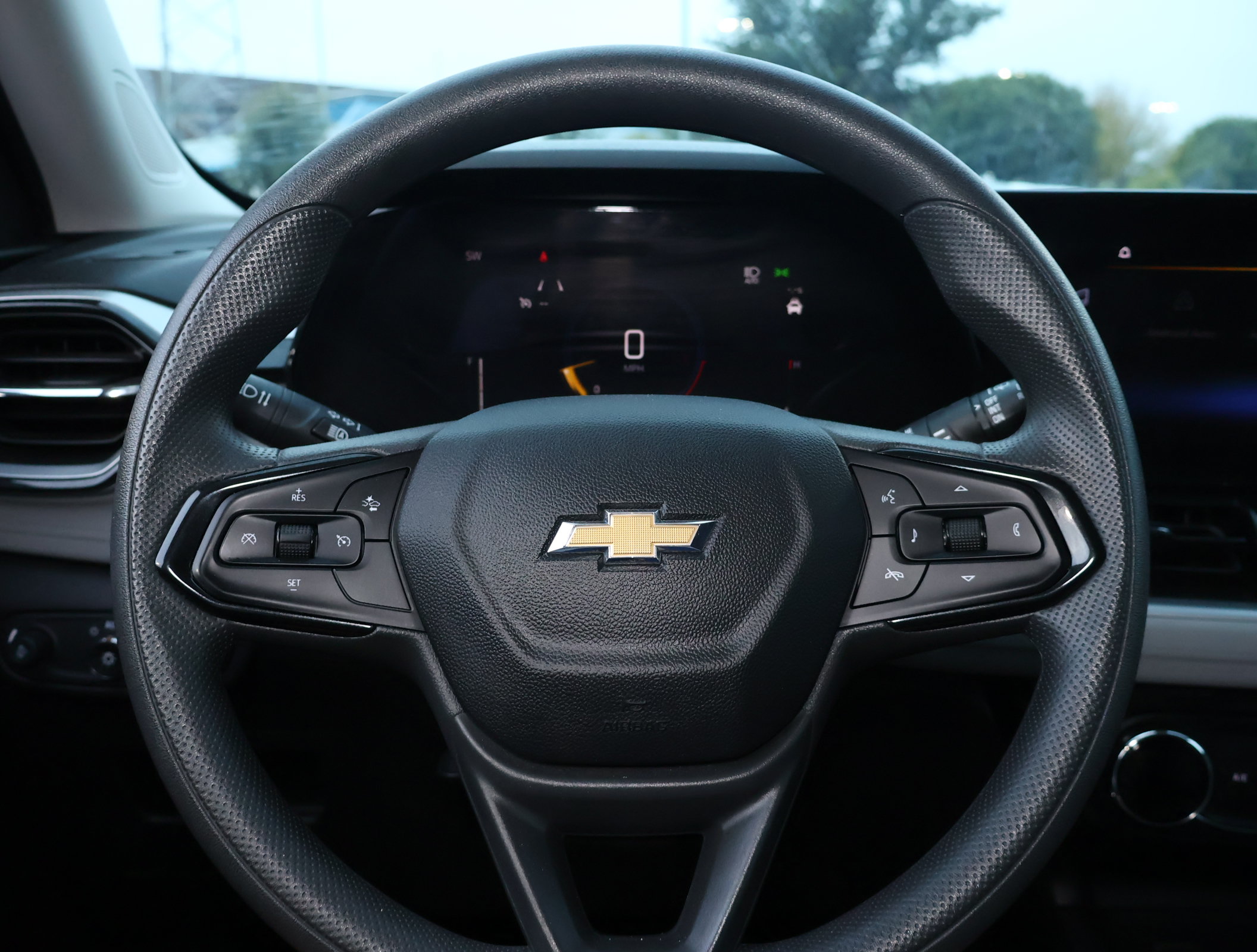 Used 2025 Chevrolet TrailBlazer LT FWD image 11