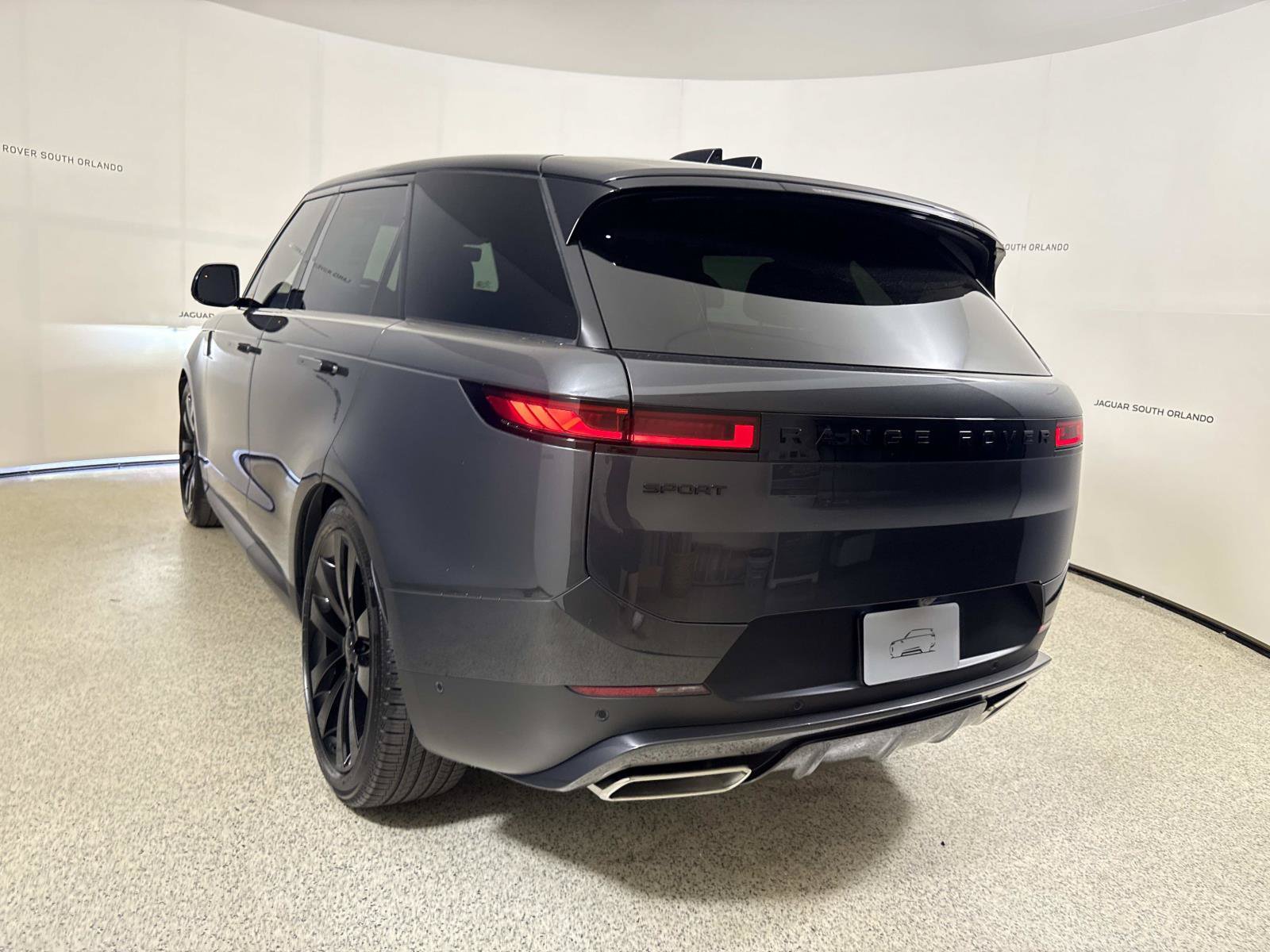 New 2026 Land Rover Range Rover Sport SE AWD/4WD image 3