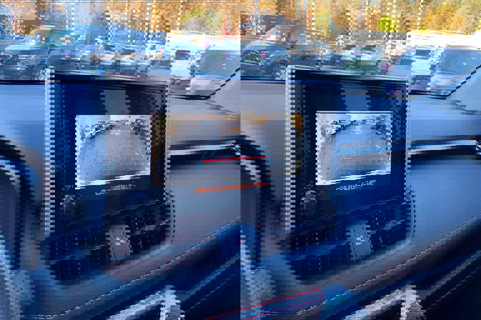 Used 2025 Toyota RAV4 LE image 28