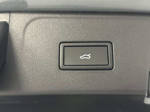 New 2026 Volkswagen Atlas SEL Premium R-Line image 13