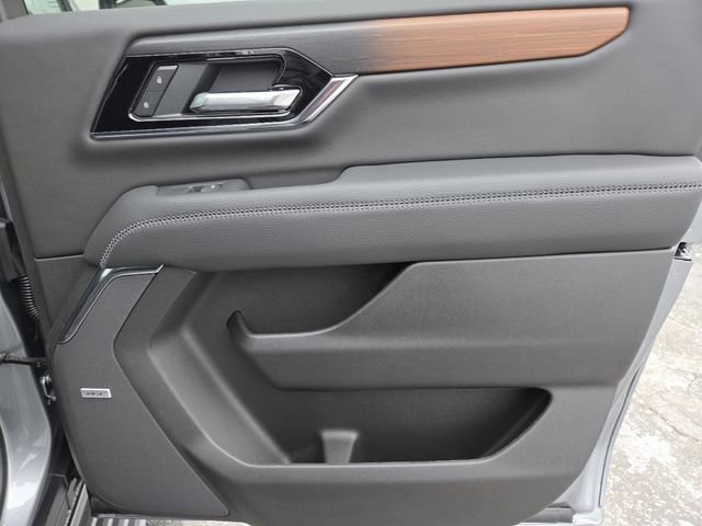 New 2026 GMC Yukon XL Denali w/ Sun & Power Step Package image 30