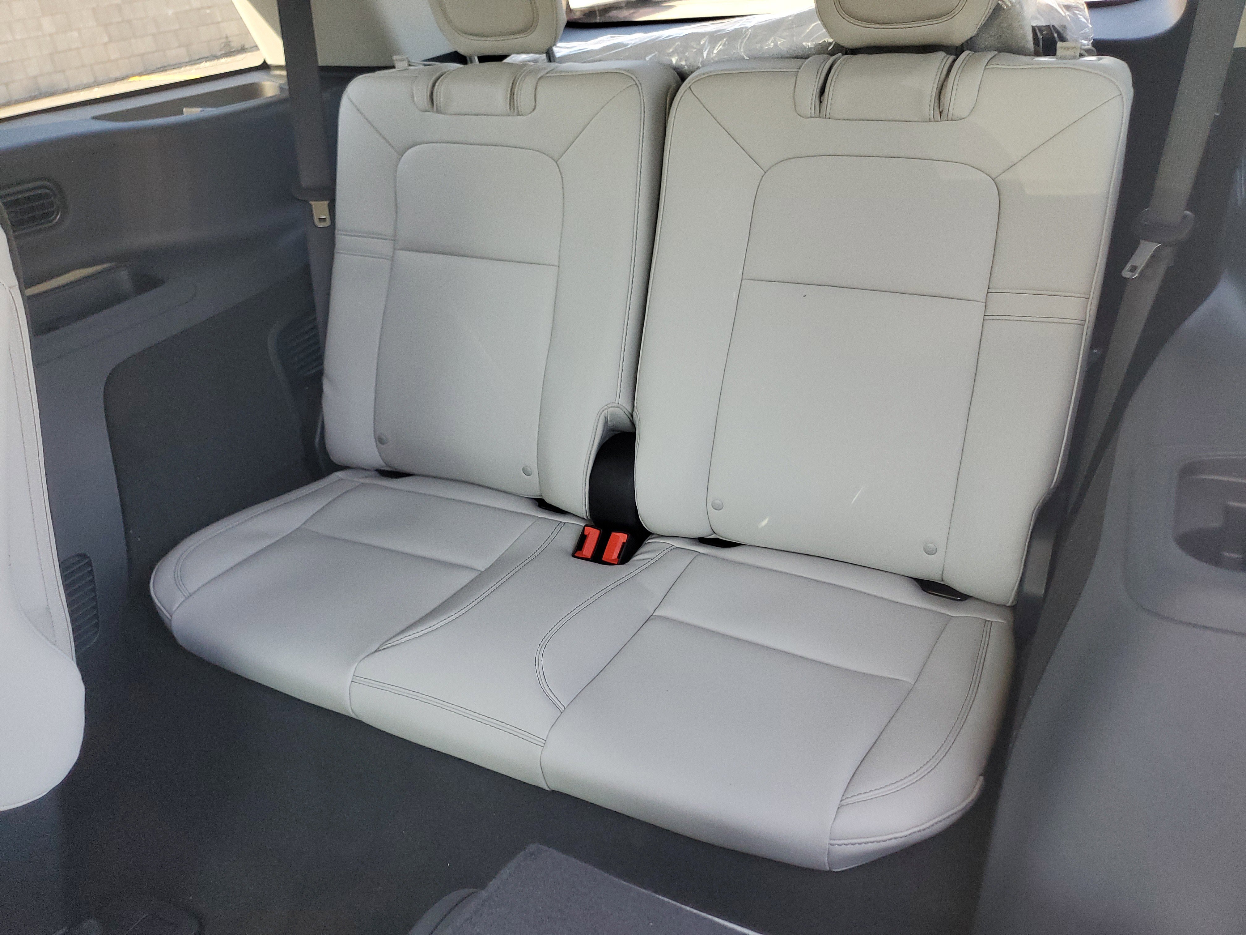 New 2026 Lincoln Aviator AWD image 27
