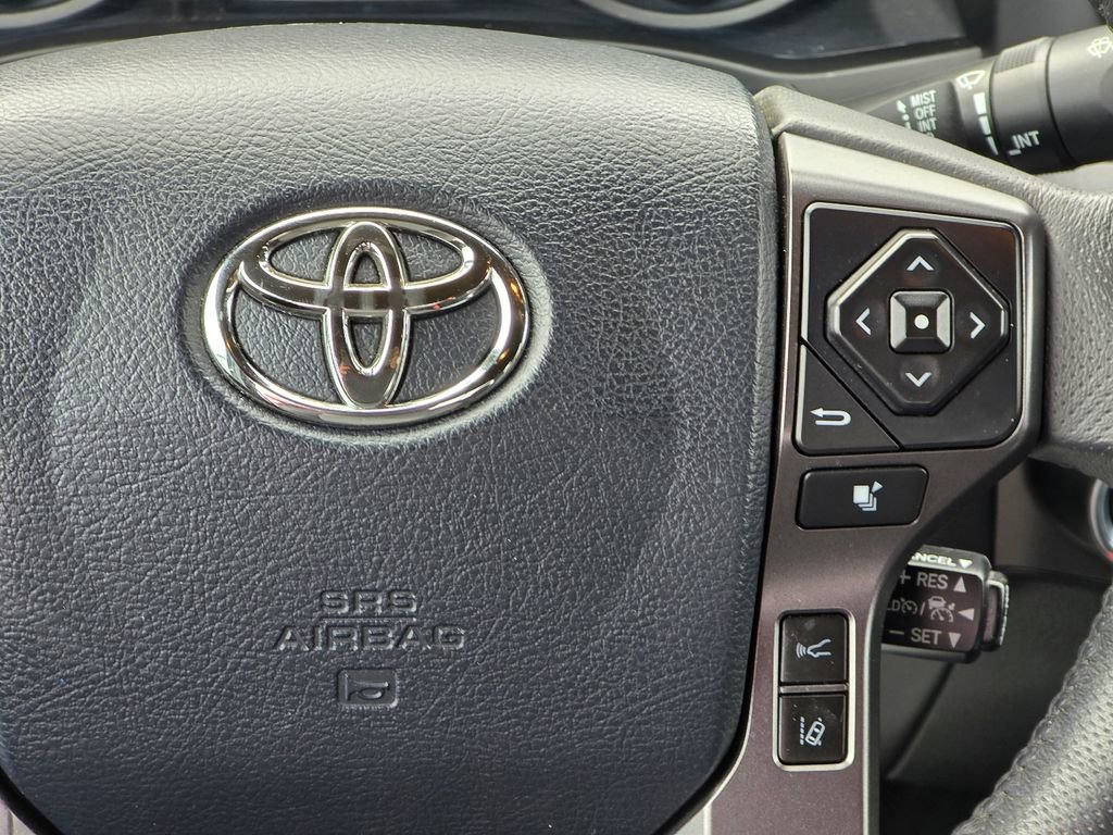 Used 2019 Toyota Tacoma TRD Sport w/ Technology Package image 15