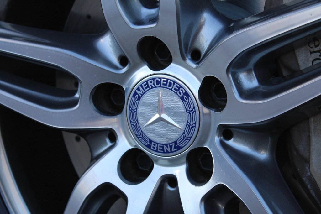 Certified 2017 Mercedes-Benz E 300 4MATIC image 15