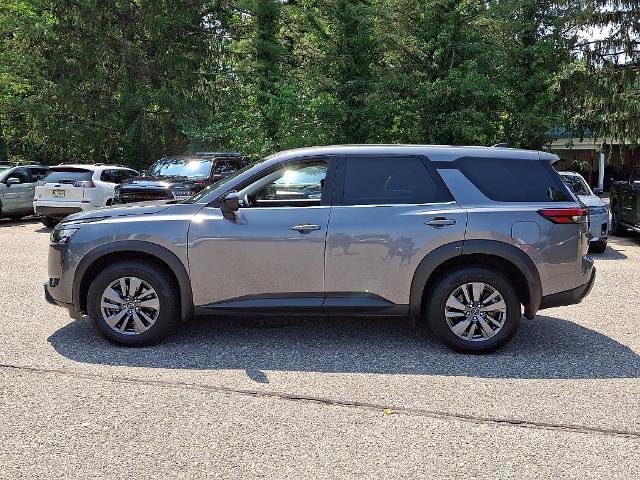Certified 2025 Nissan Pathfinder S AWD/4WD image 5