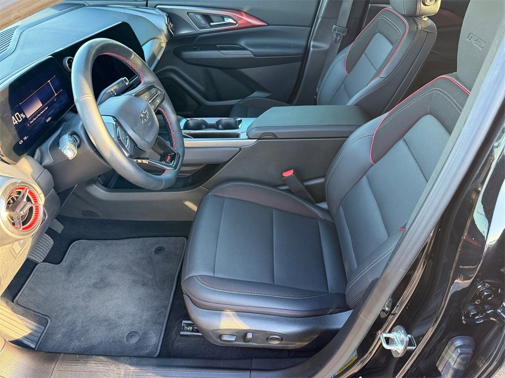 Certified 2025 Chevrolet Equinox EV RS image 10