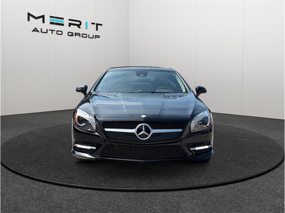Used 2015 Mercedes-Benz SL 550 image 3