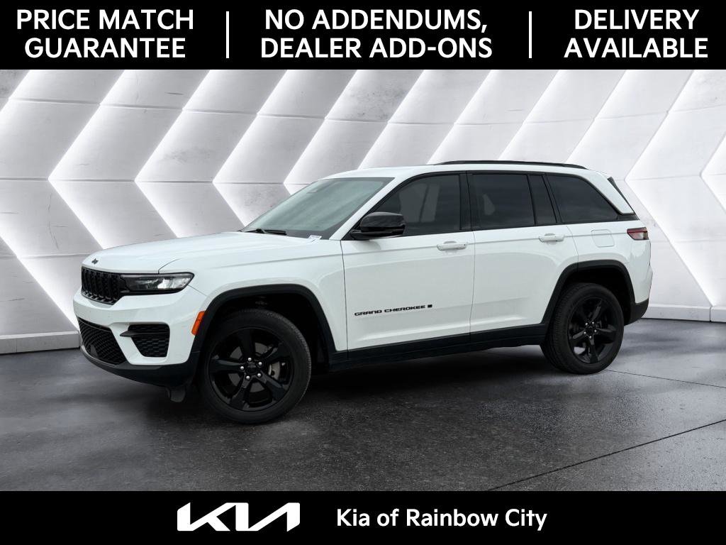 Used 2023 Jeep Grand Cherokee Altitude image 4