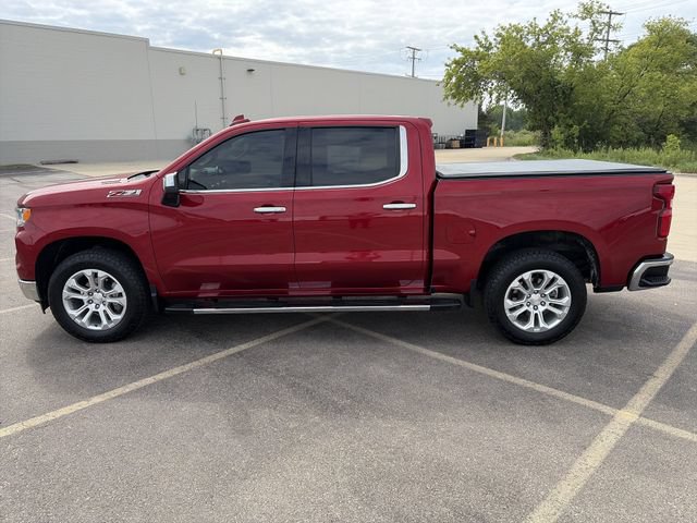 Used 2023 Chevrolet Silverado 1500 LTZ AWD/4WD image 3