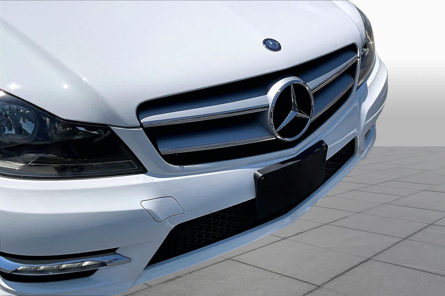 Used 2013 Mercedes-Benz C 250 Coupe image 32