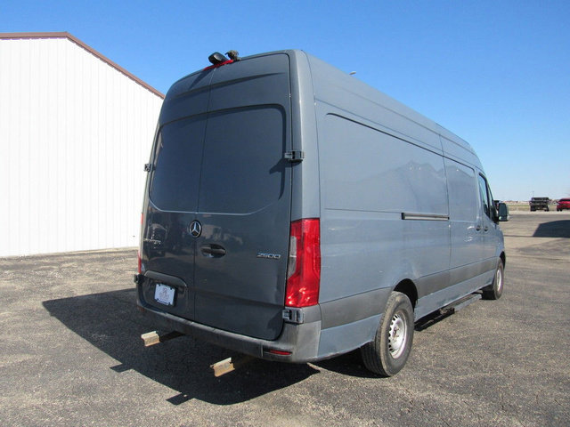 Used 2019 Mercedes-Benz Sprinter 170 image 3