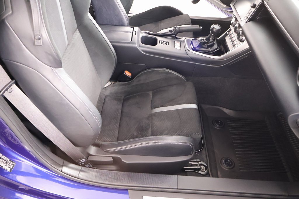 Used 2023 Toyota GR86 Premium w/ ALL Weather Mat Package (TMS) image 13