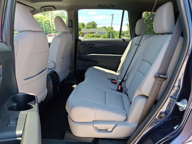 Used 2023 Honda Passport EX-L image 10