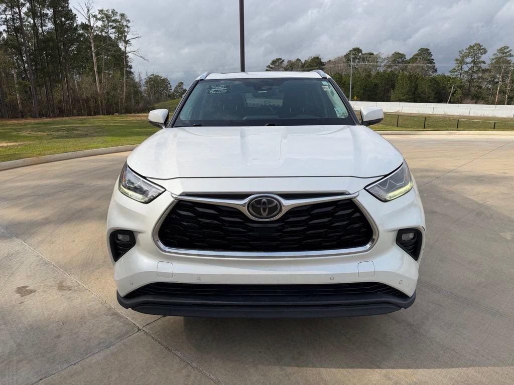 Used 2020 Toyota Highlander Limited image 8
