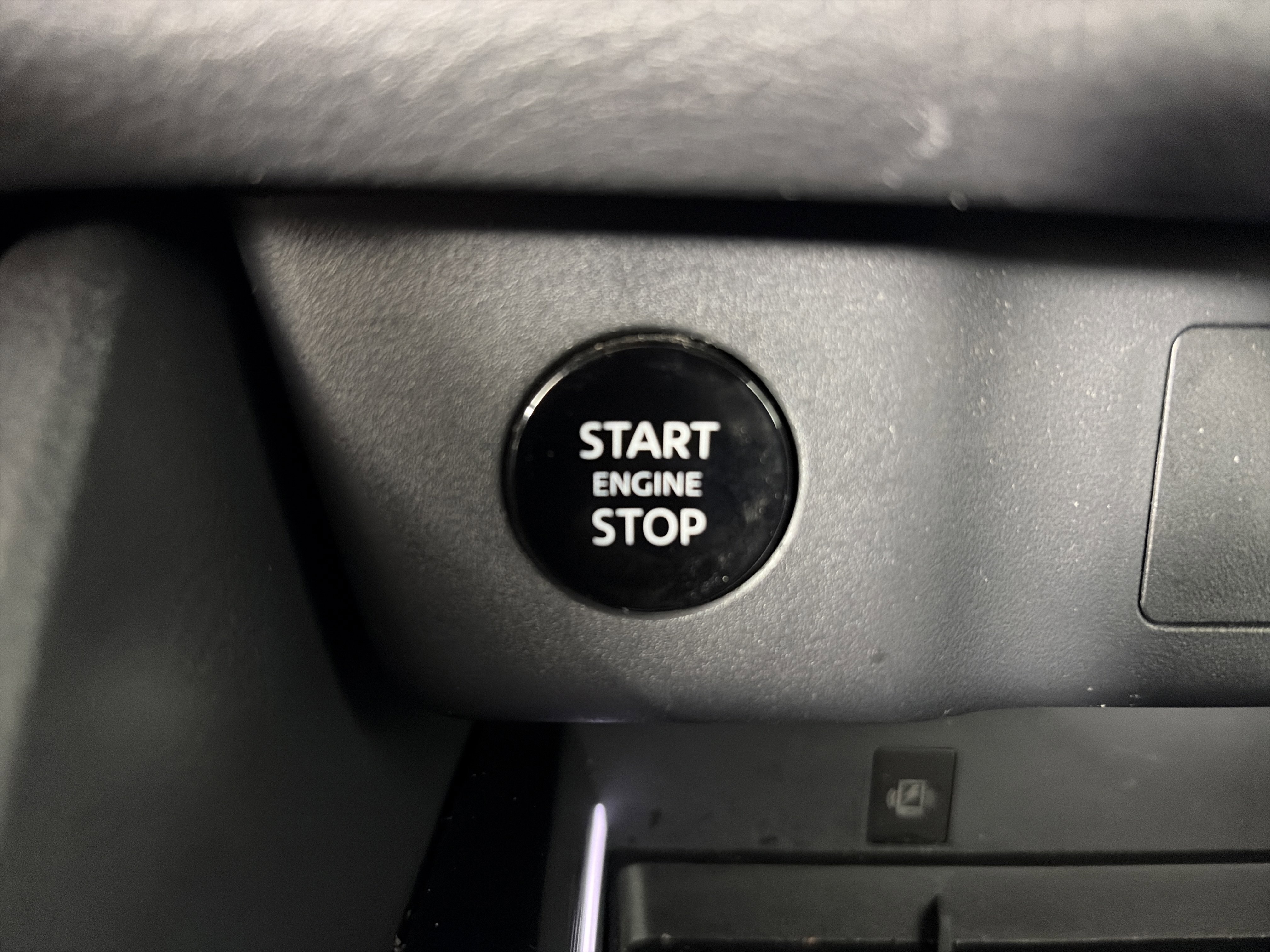 Certified 2025 Nissan Rogue SV w/ Rock Creek Premium Package image 28