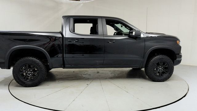Used 2025 Chevrolet Silverado 1500 ZR2 w/ Technology Package image 6