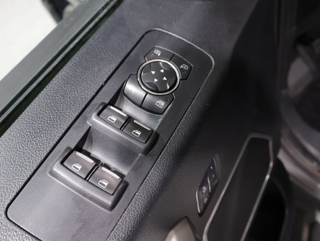 Used 2015 Ford F150 Lariat w/ Equipment Group 502A Luxury AWD/4WD image 17
