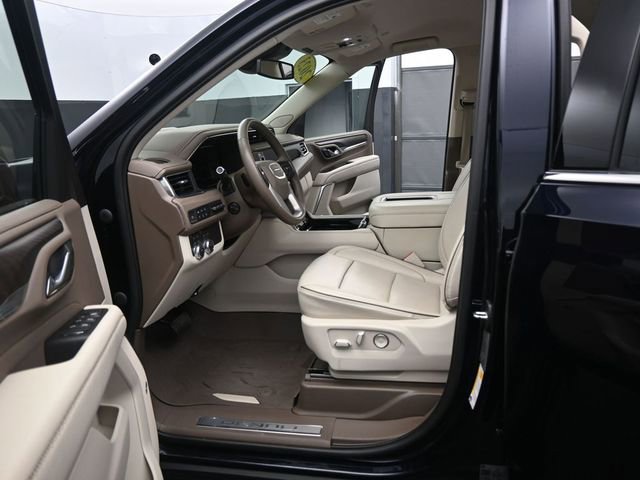 Used 2023 GMC Yukon Denali image 9
