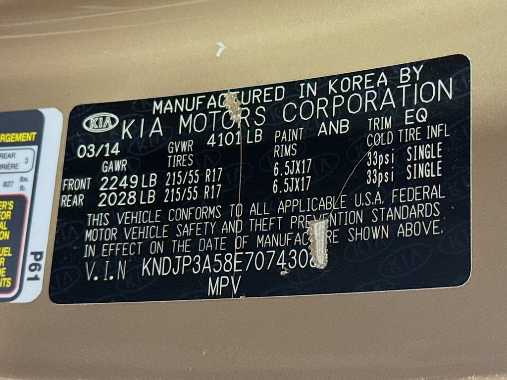 Used 2014 Kia Soul + FWD image 37