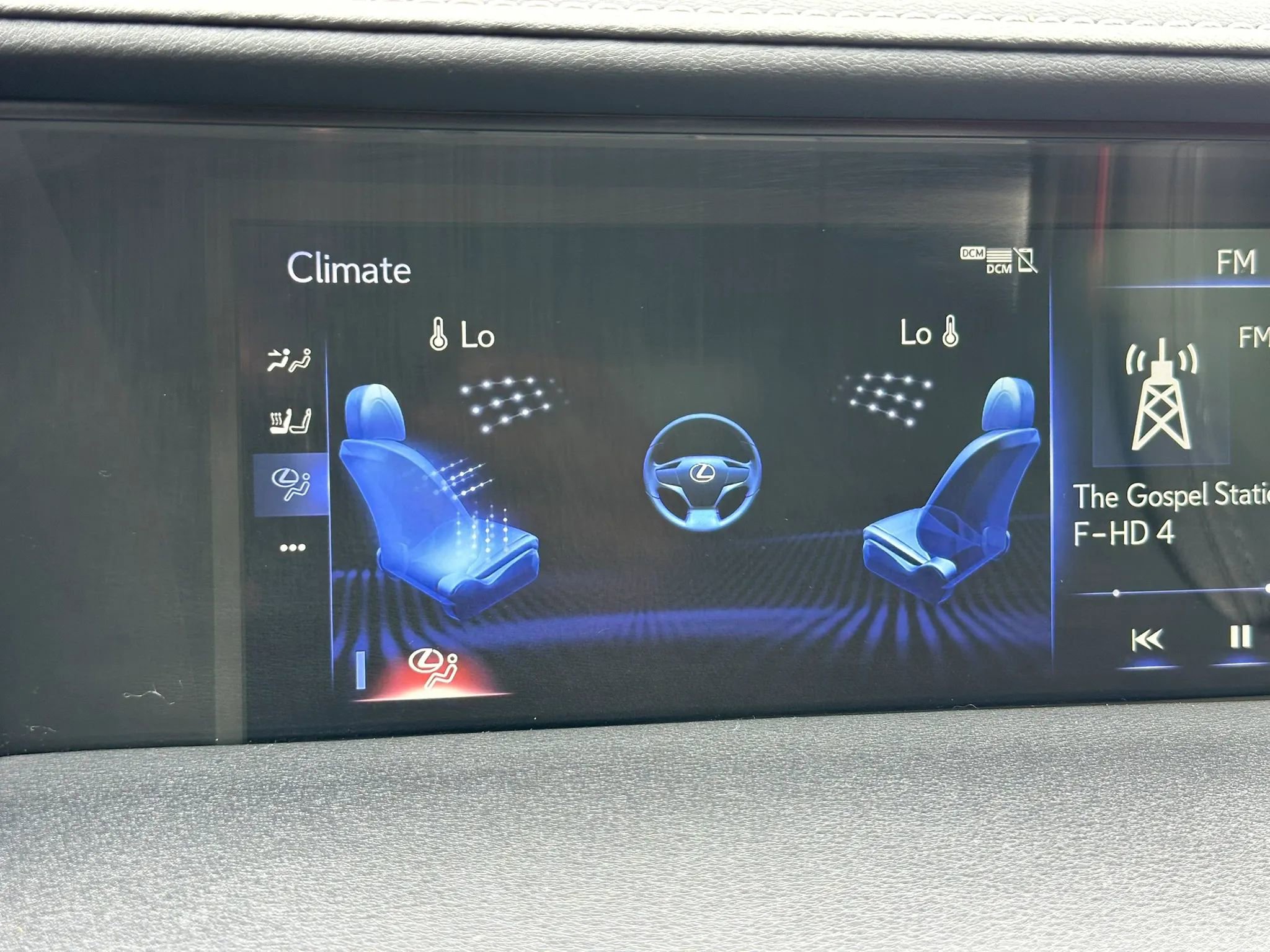 Used 2018 Lexus LC 500 Coupe w/ Touring Package RWD image 40