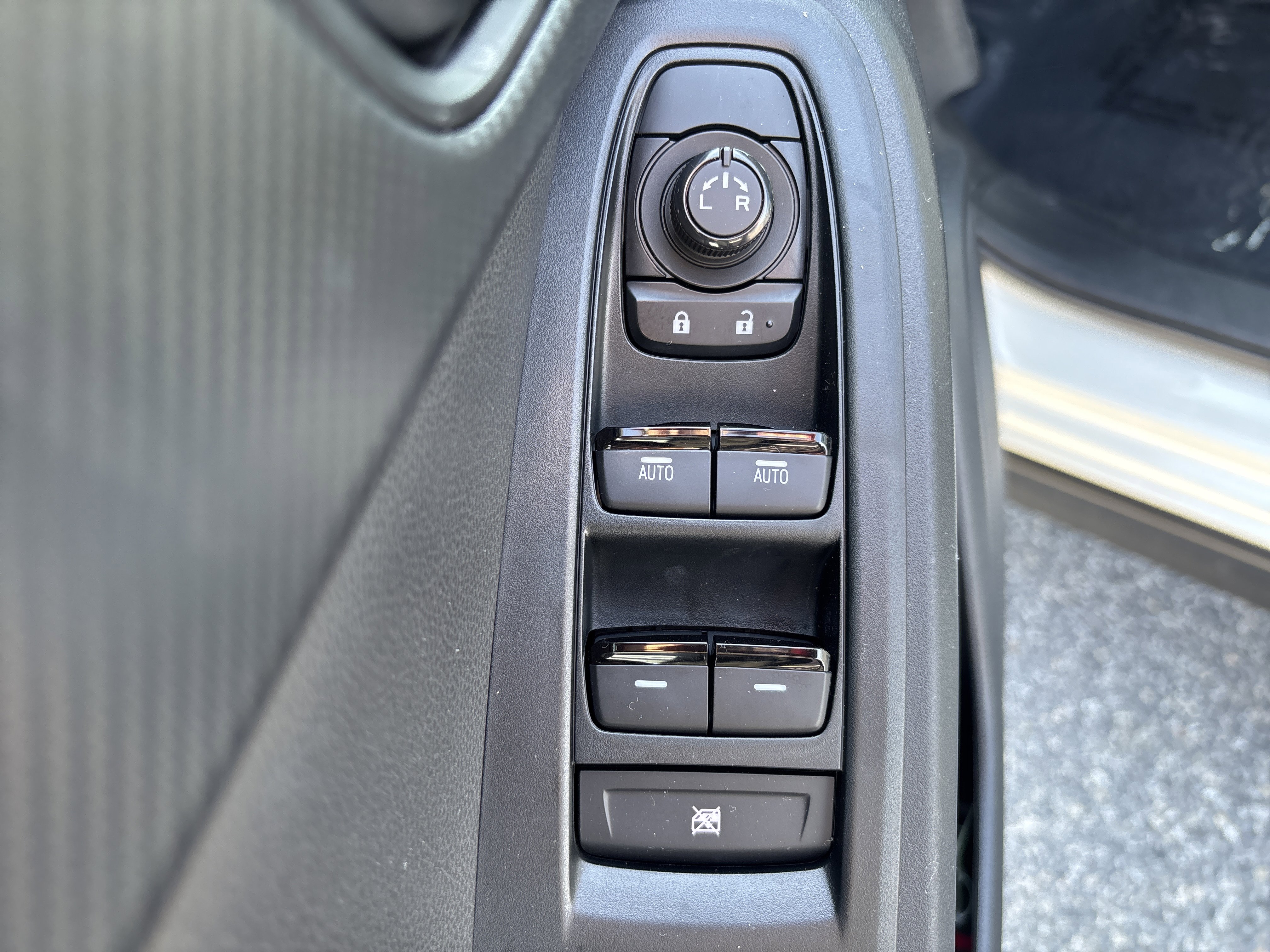 Certified 2024 Subaru Crosstrek 2.0i Premium image 22
