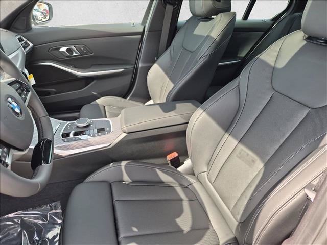New 2026 BMW 330i Sedan RWD image 4