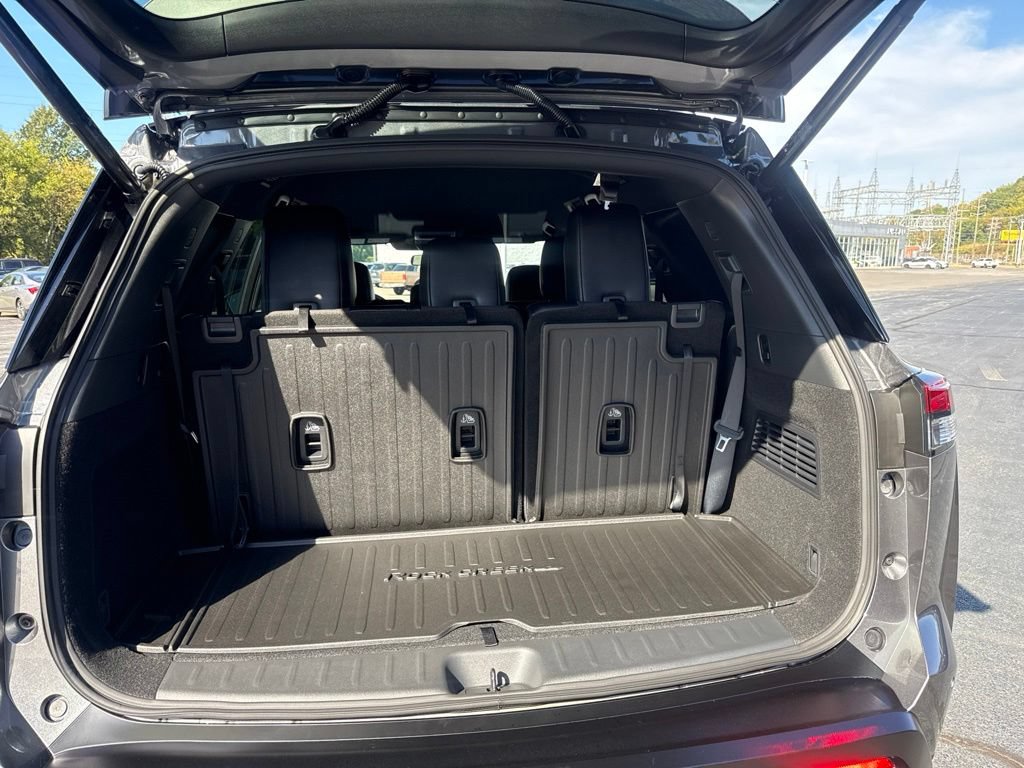 New 2026 Nissan Pathfinder Rock Creek AWD/4WD image 18