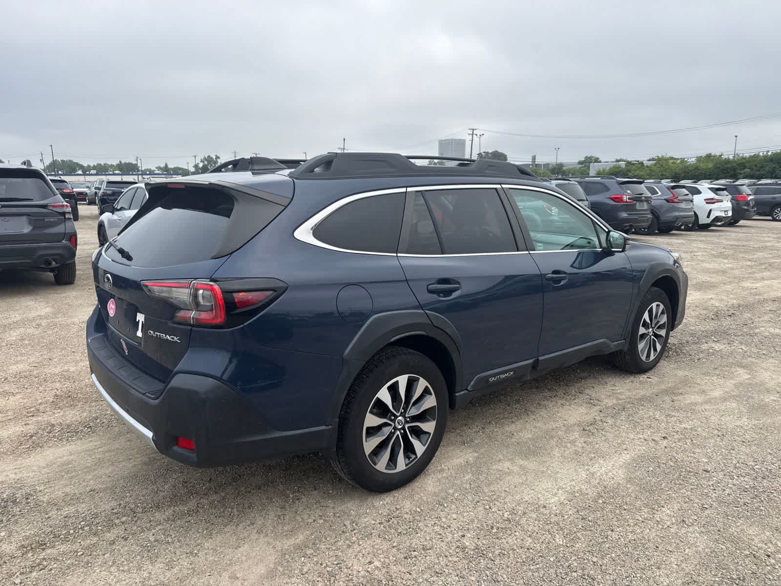 Certified 2024 Subaru Outback Limited AWD/4WD image 3