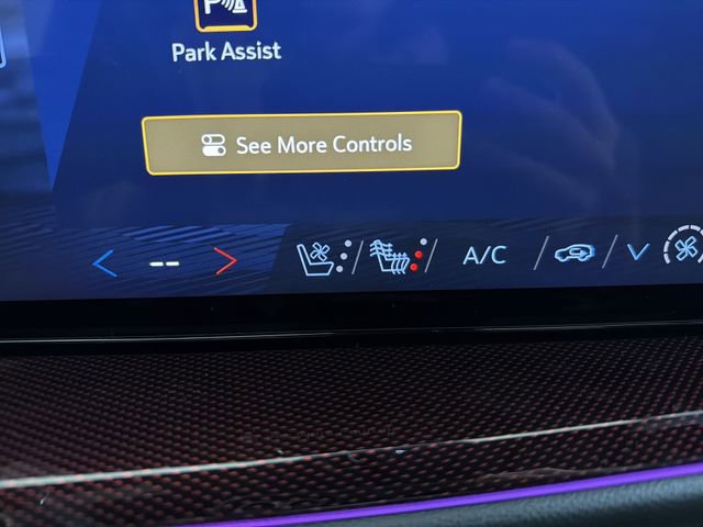 Used 2024 Chevrolet Traverse RS w/ LPO, Floor Liner Package image 36