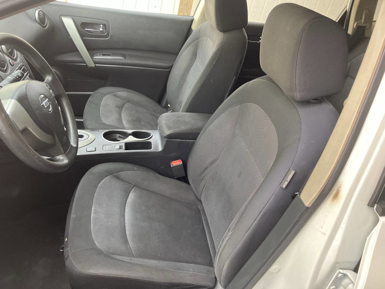 Used 2012 Nissan Rogue S FWD image 35