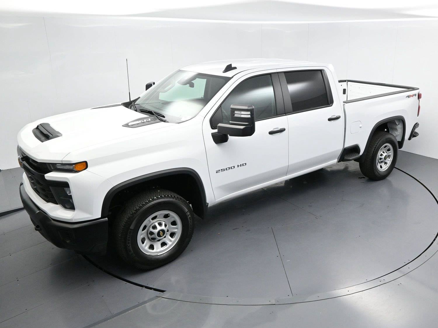 Used 2025 Chevrolet Silverado 2500 W/T w/ WT Convenience Package AWD/4WD image 35