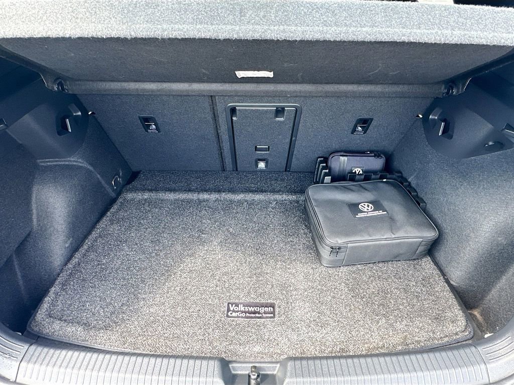 Used 2022 Volkswagen GTI S image 25