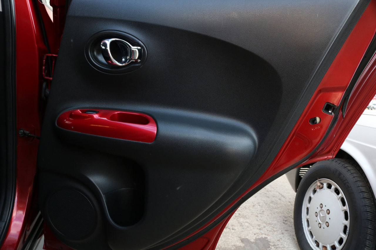 Used 2015 Nissan Juke SV w/ Cold Weather Package image 35